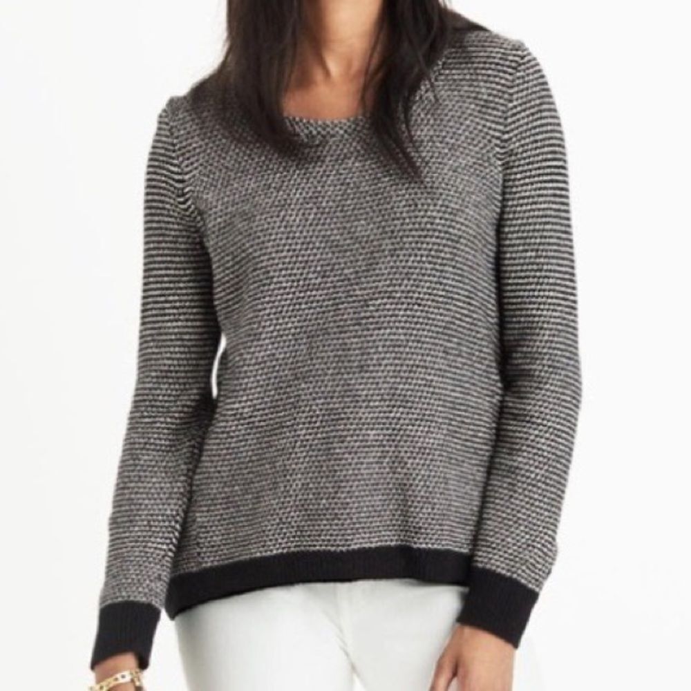 EUC! Madewell black/white sweater top XS